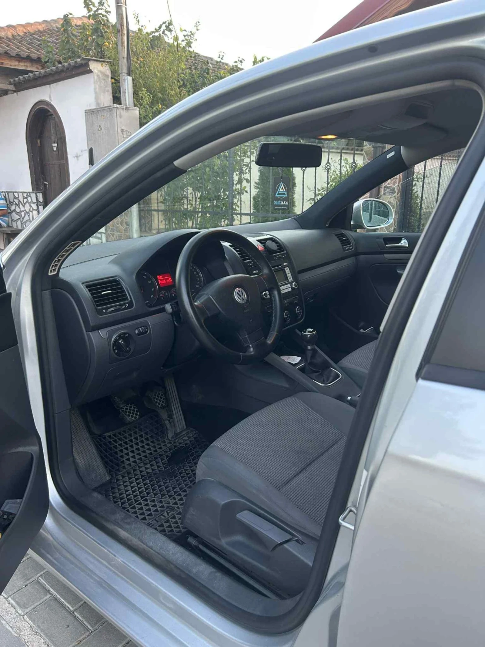 VW Golf  - изображение 7