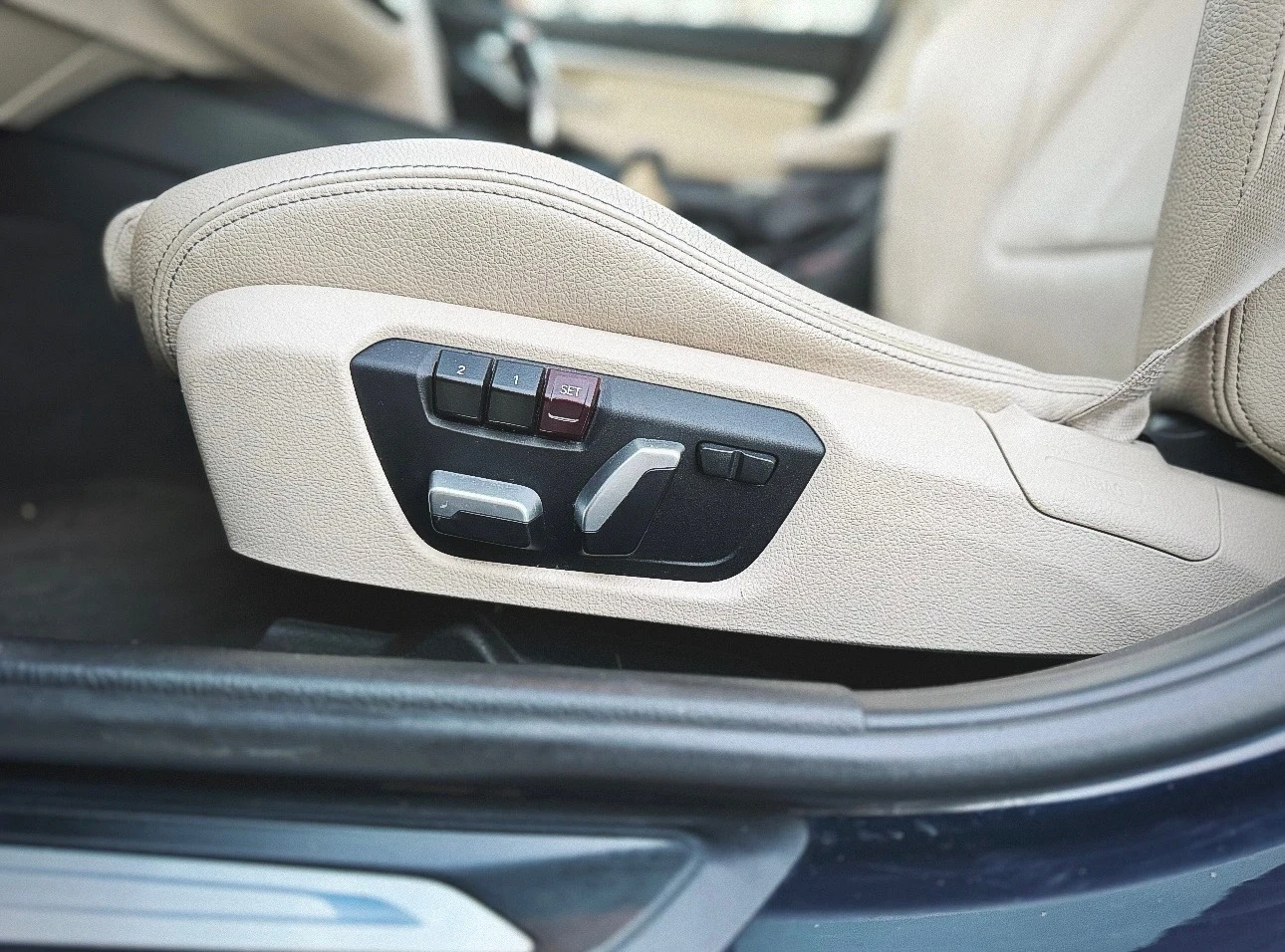 BMW 320  - изображение 7