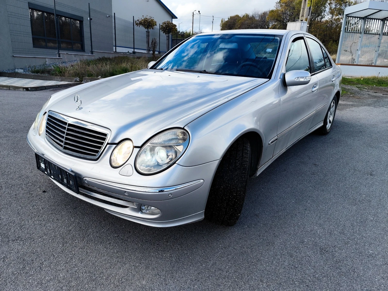 Mercedes-Benz E 220  - изображение 3