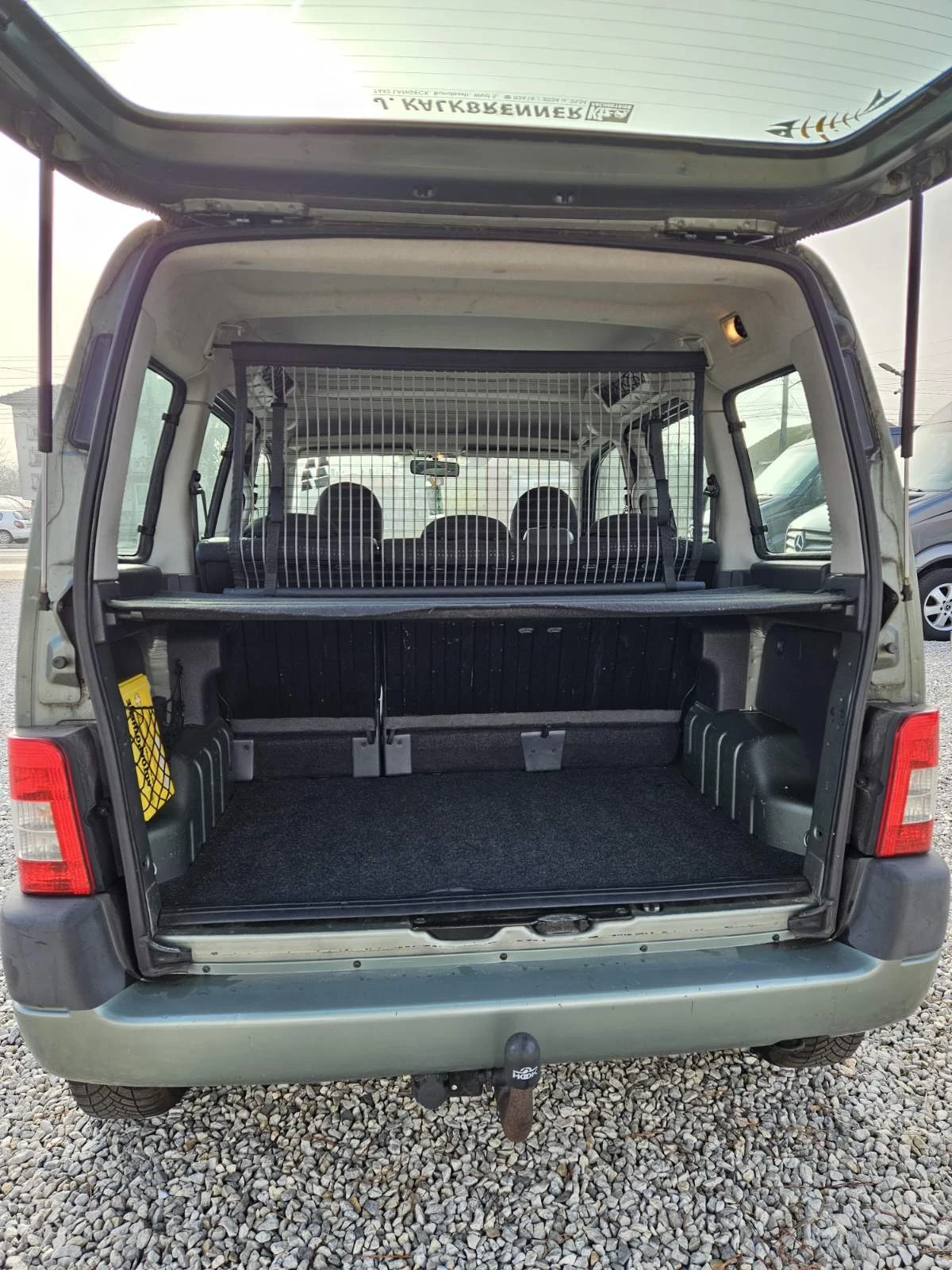 Peugeot Partner  1.6 HDI  | Mobile.bg   13