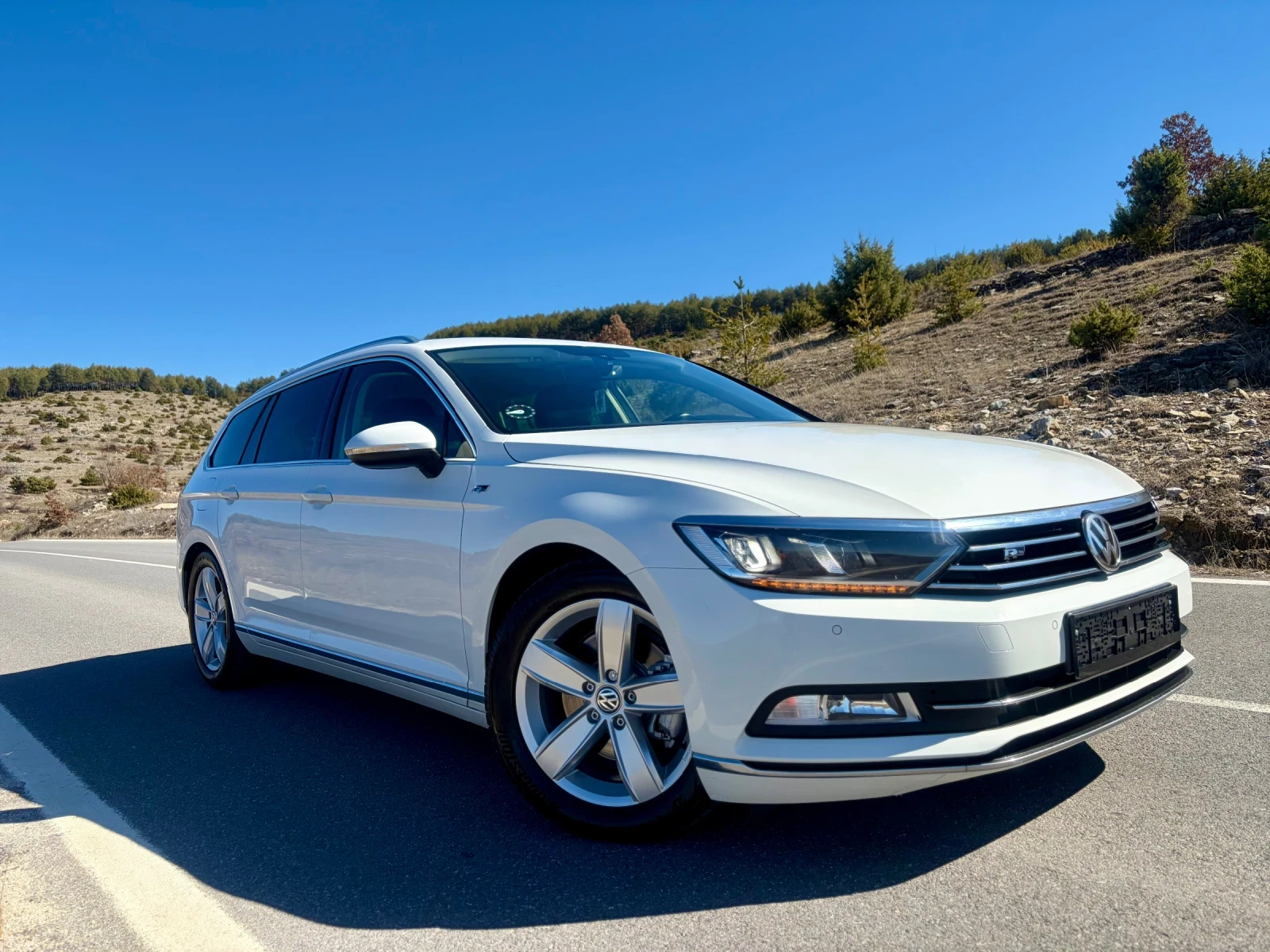 VW Passat VW Passat 2.0TDI (190hp) HIGHLINE, DISTRONIC - изображение 6
