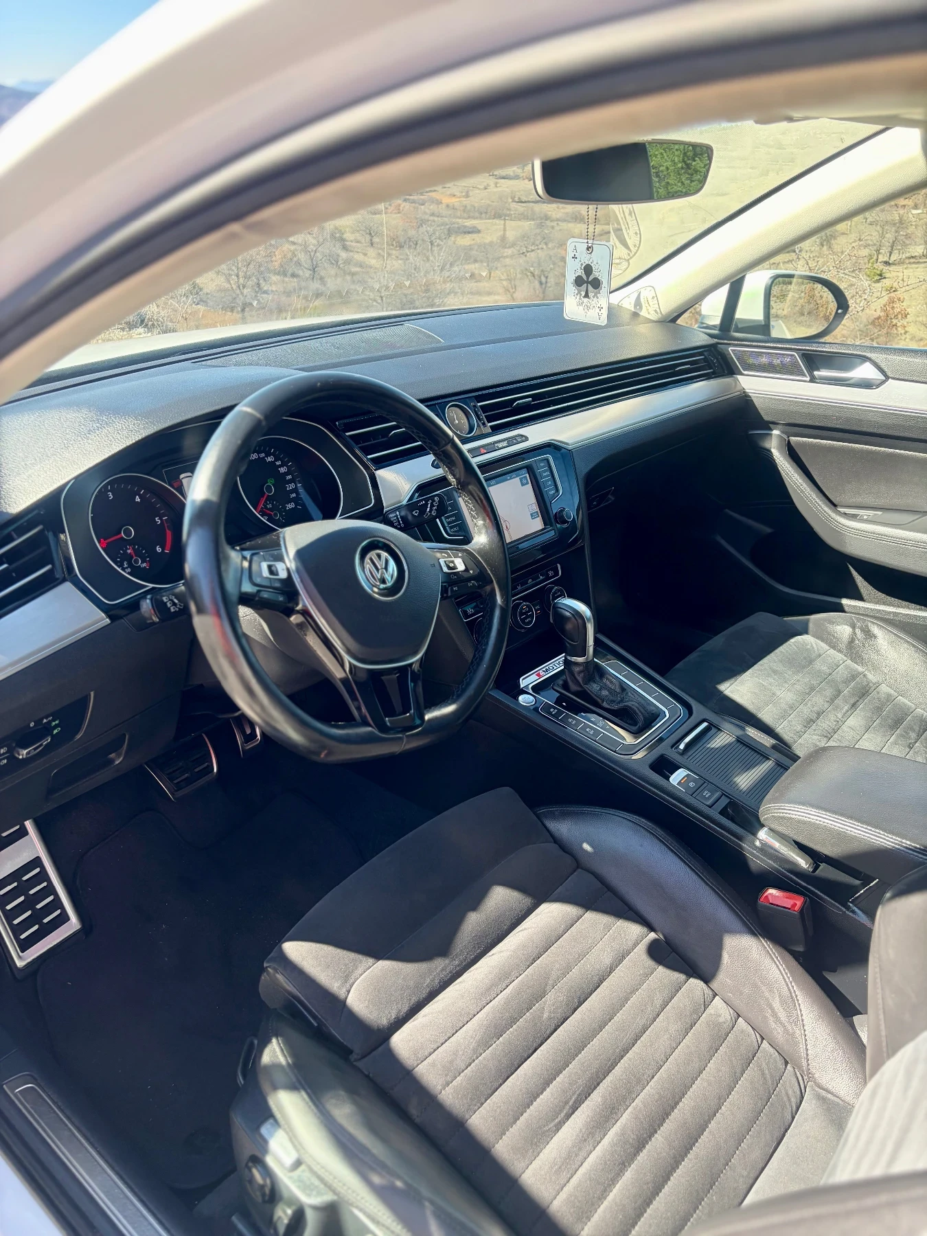 VW Passat VW Passat 2.0TDI (190hp) HIGHLINE, DISTRONIC | Mobile.bg � ����������� 11