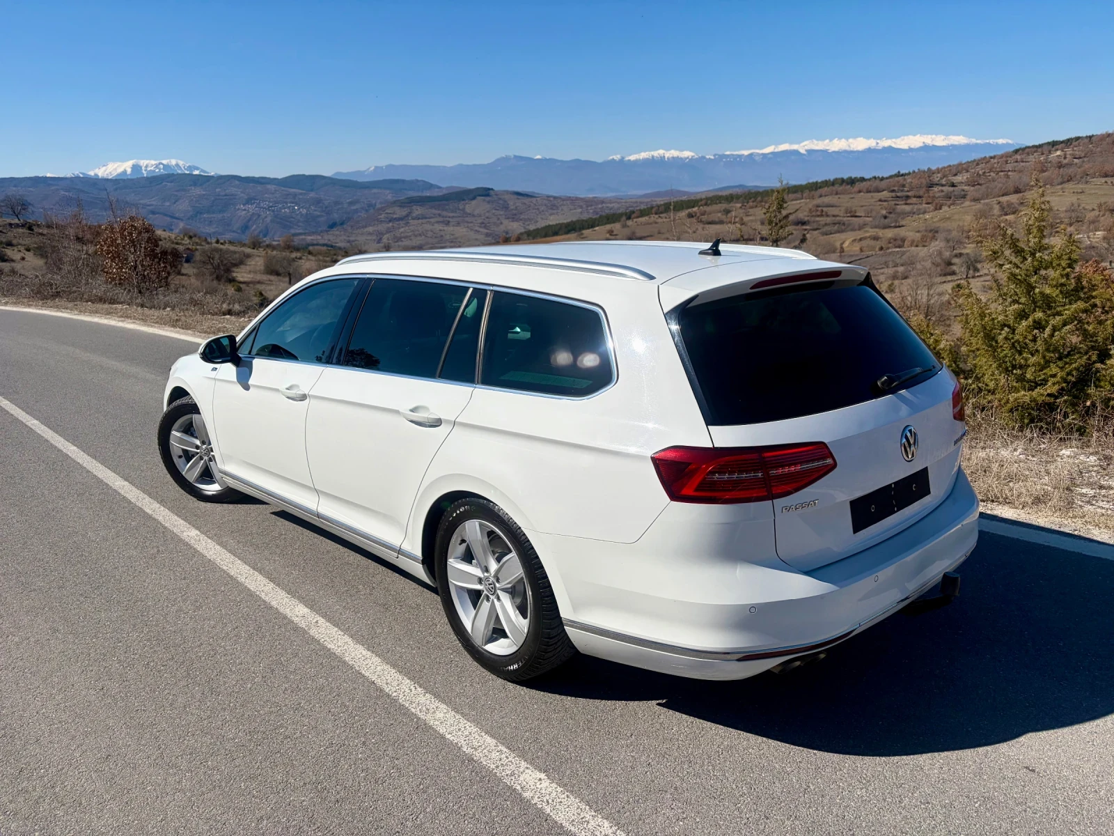 VW Passat VW Passat 2.0TDI (190hp) HIGHLINE, DISTRONIC - изображение 3