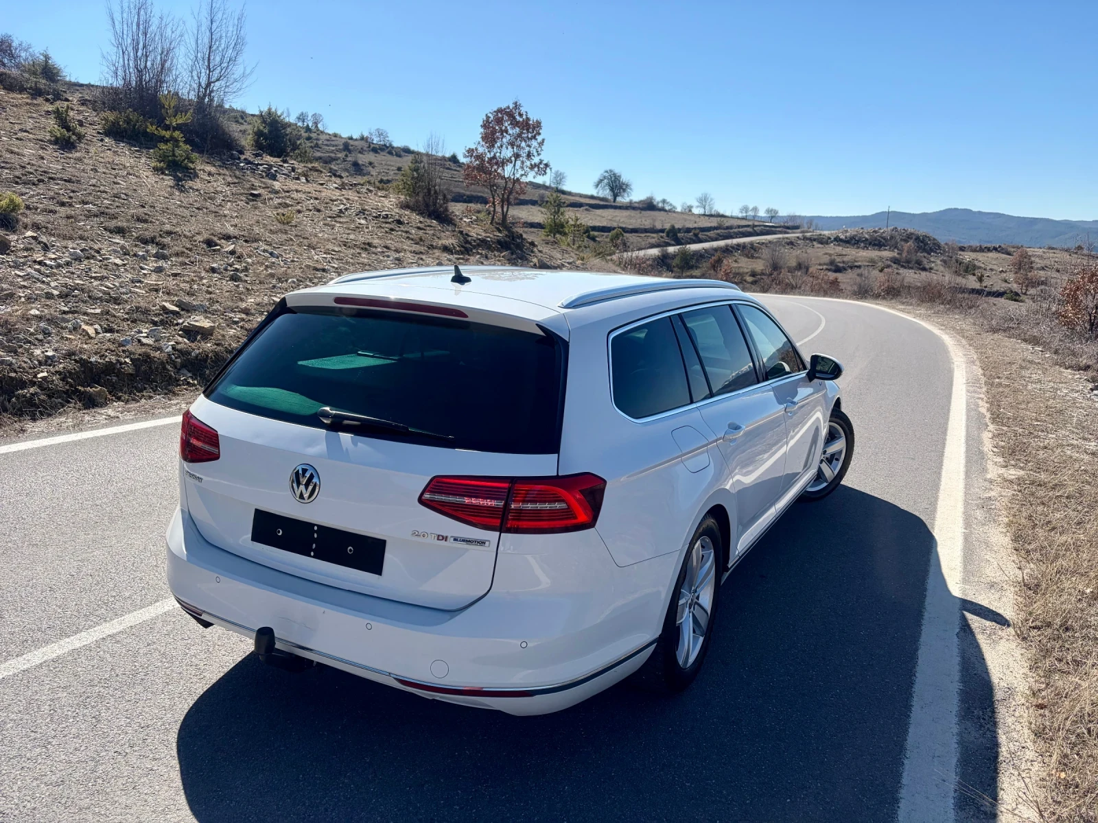 VW Passat VW Passat 2.0TDI (190hp) HIGHLINE, DISTRONIC - изображение 4