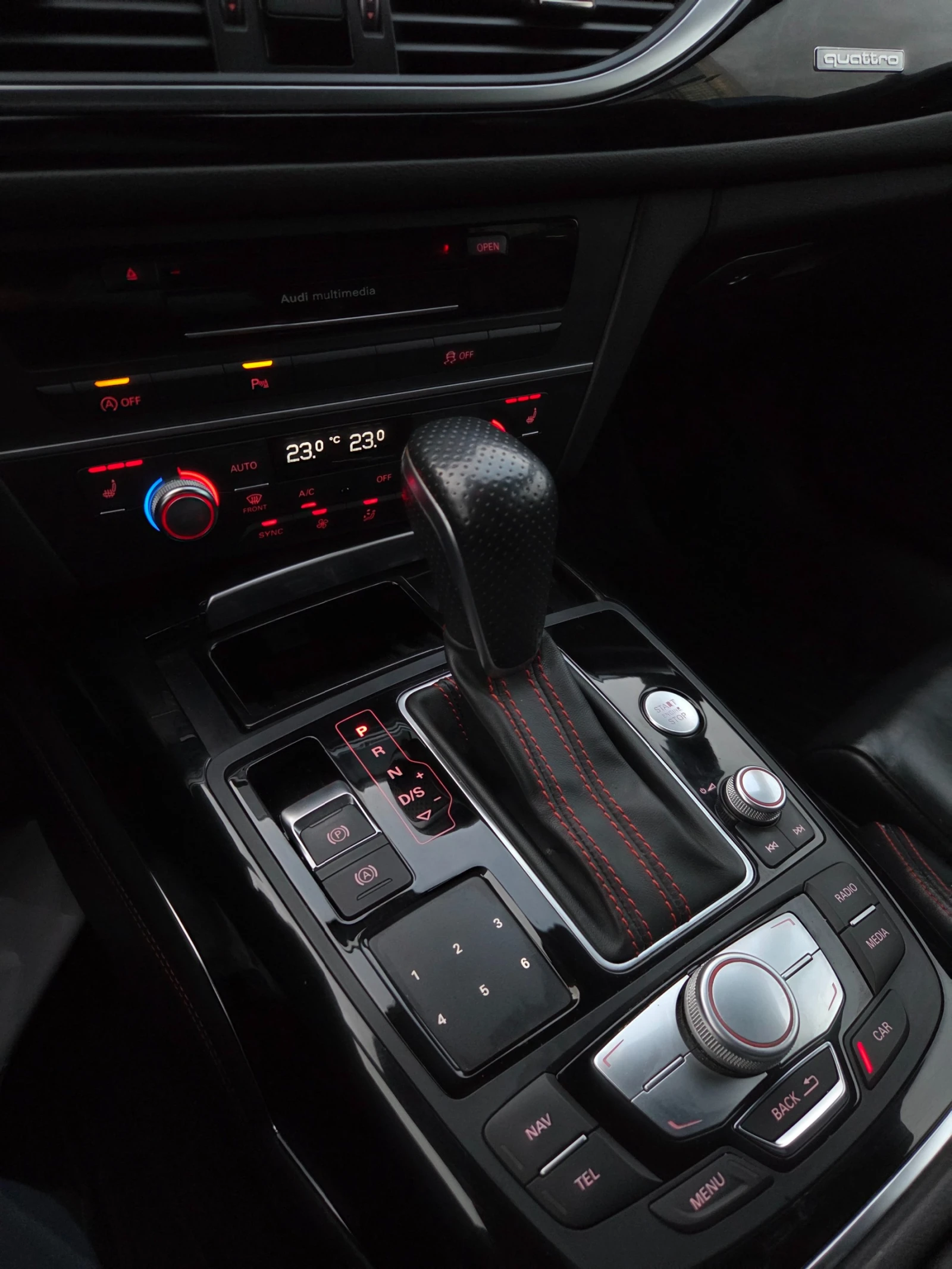 Audi A6 COMPETITION* 326к.с.* Exclusive* MATRIX* , снимка 16 - Автомобили и джипове - 53730647