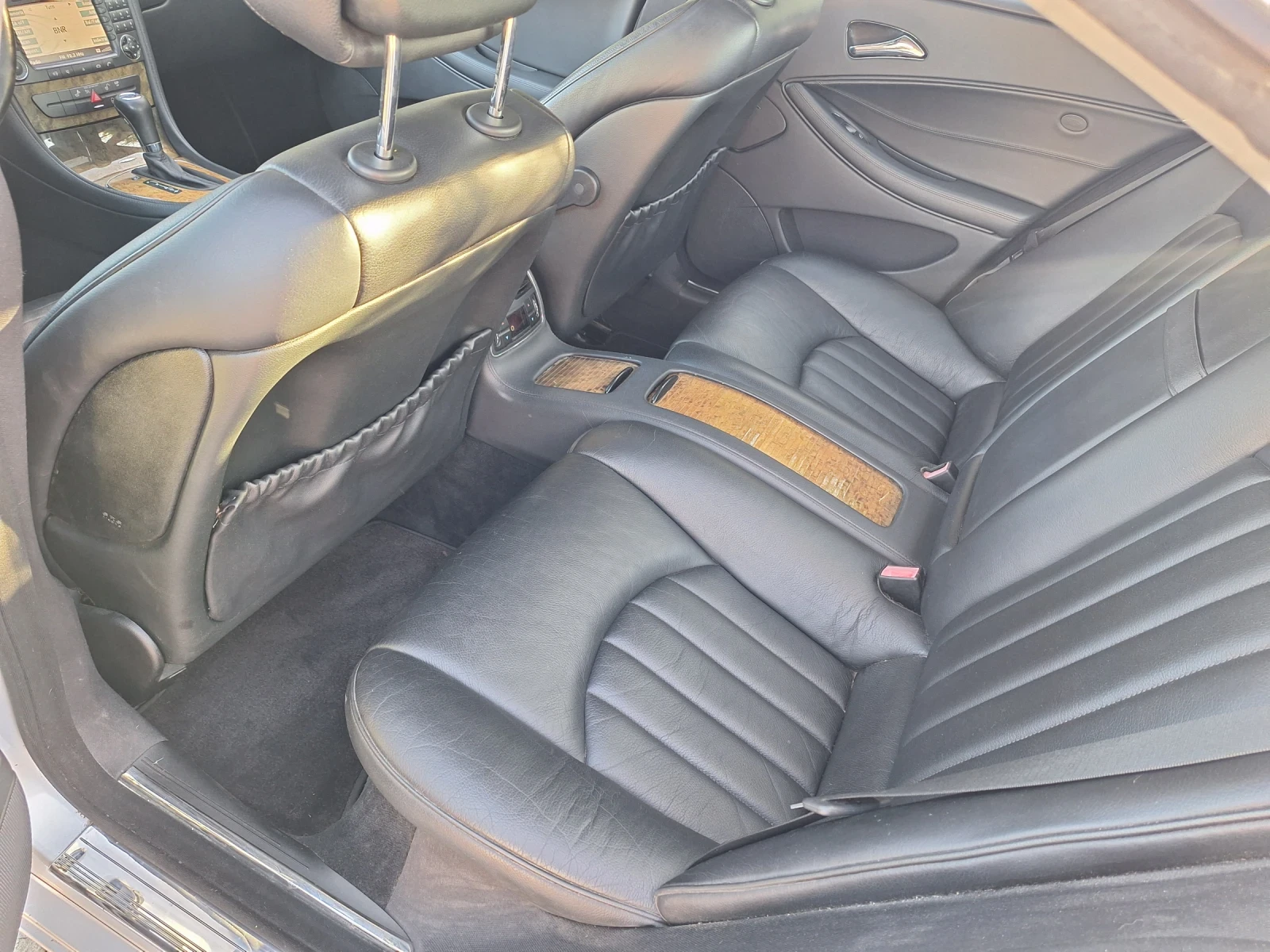 Mercedes-Benz CLS 320, снимка 10 - Автомобили и джипове - 53803131