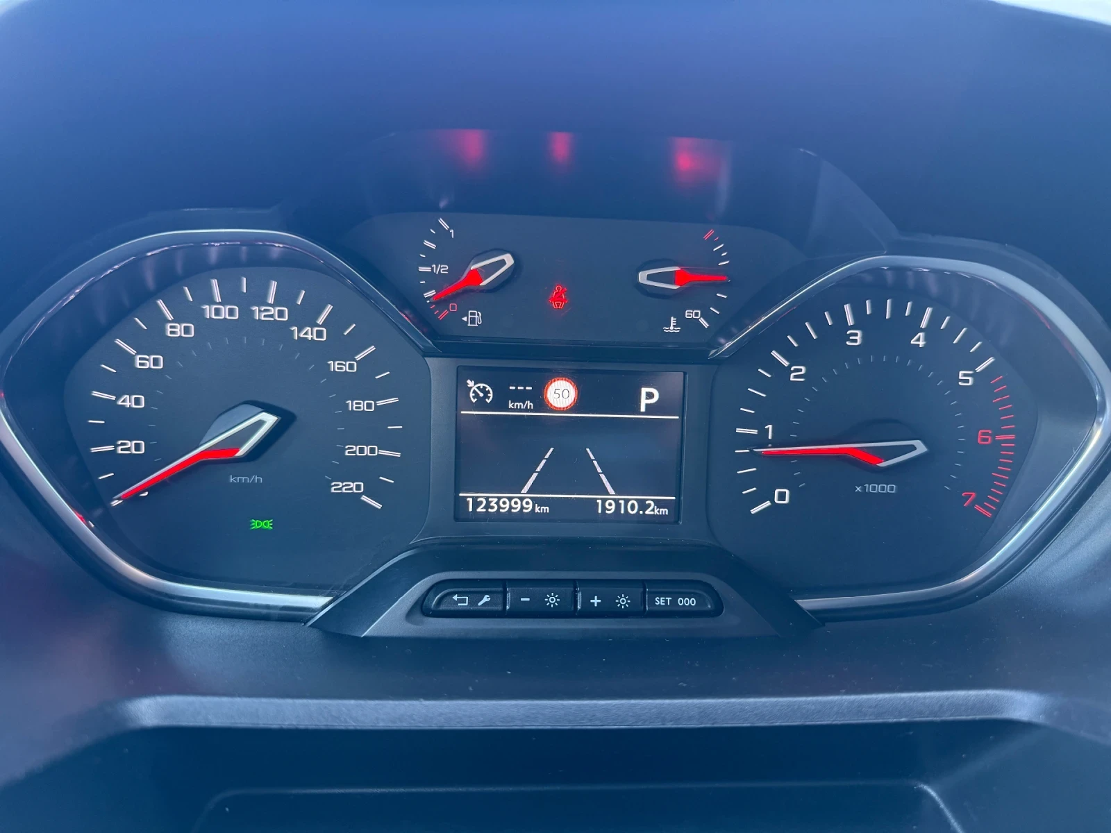 Peugeot Rifter 130hp* ���������* MY21* ALLURE CROSS* 124.000km* F | Mobile.bg � ����������� 11