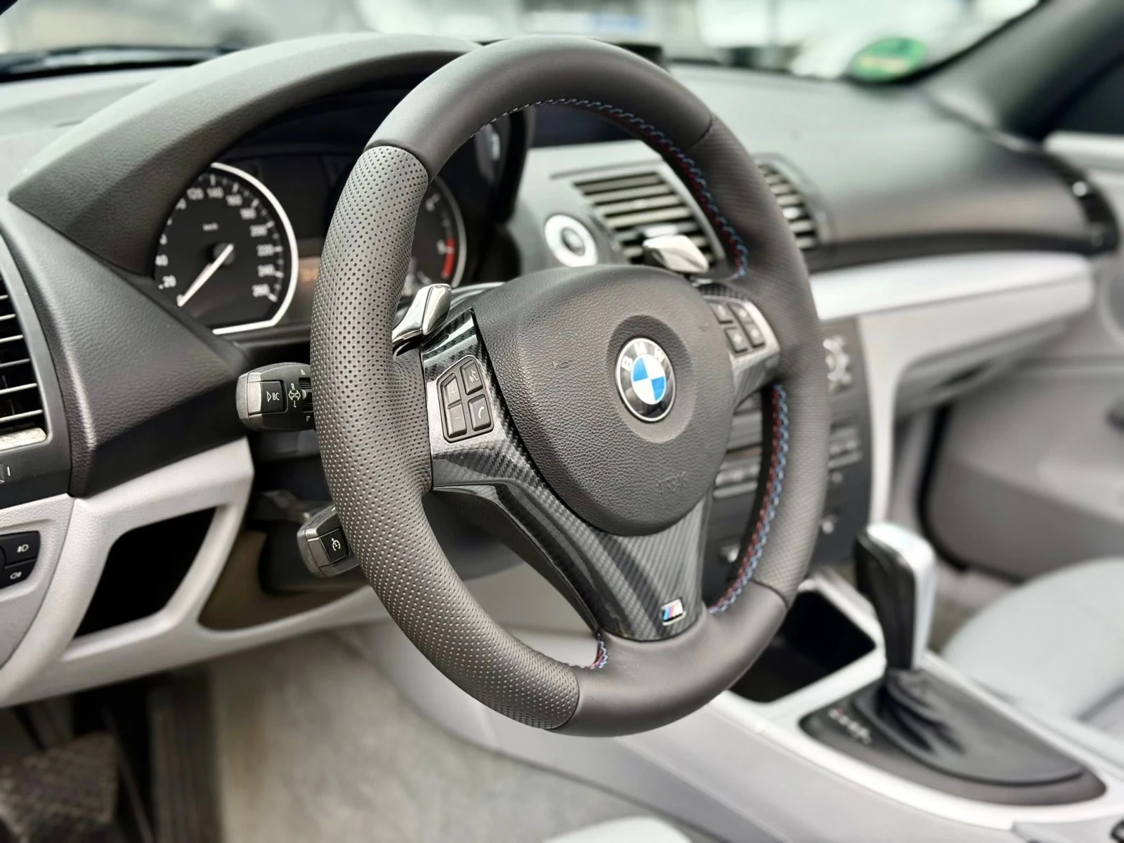 BMW 120 2.0 M-PACK АВТОМАТИК, снимка 10 - Автомобили и джипове - 53926490