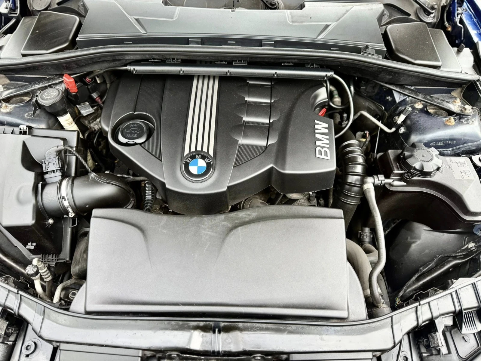 BMW 120 2.0 M-PACK АВТОМАТИК, снимка 14 - Автомобили и джипове - 53926490