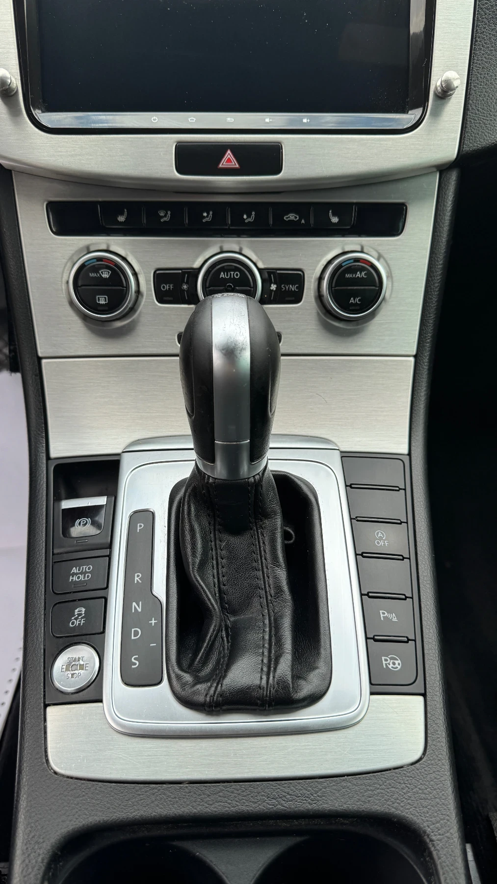 VW Passat Rline , снимка 12 - Автомобили и джипове - 54083773