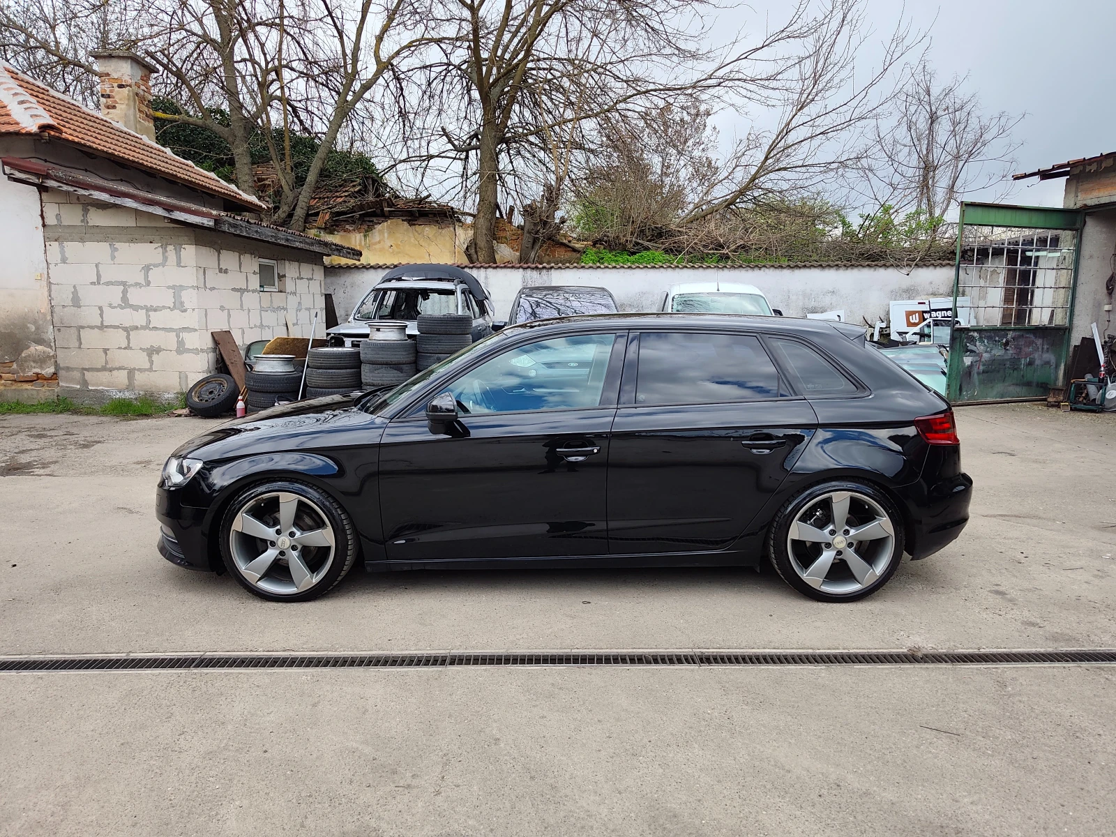 Audi A3 1.6TDI, снимка 2 - Автомобили и джипове - 54148662