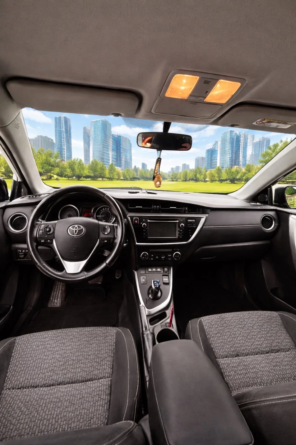 Toyota Auris hybrid-bi-led, снимка 4 - Автомобили и джипове - 54167004