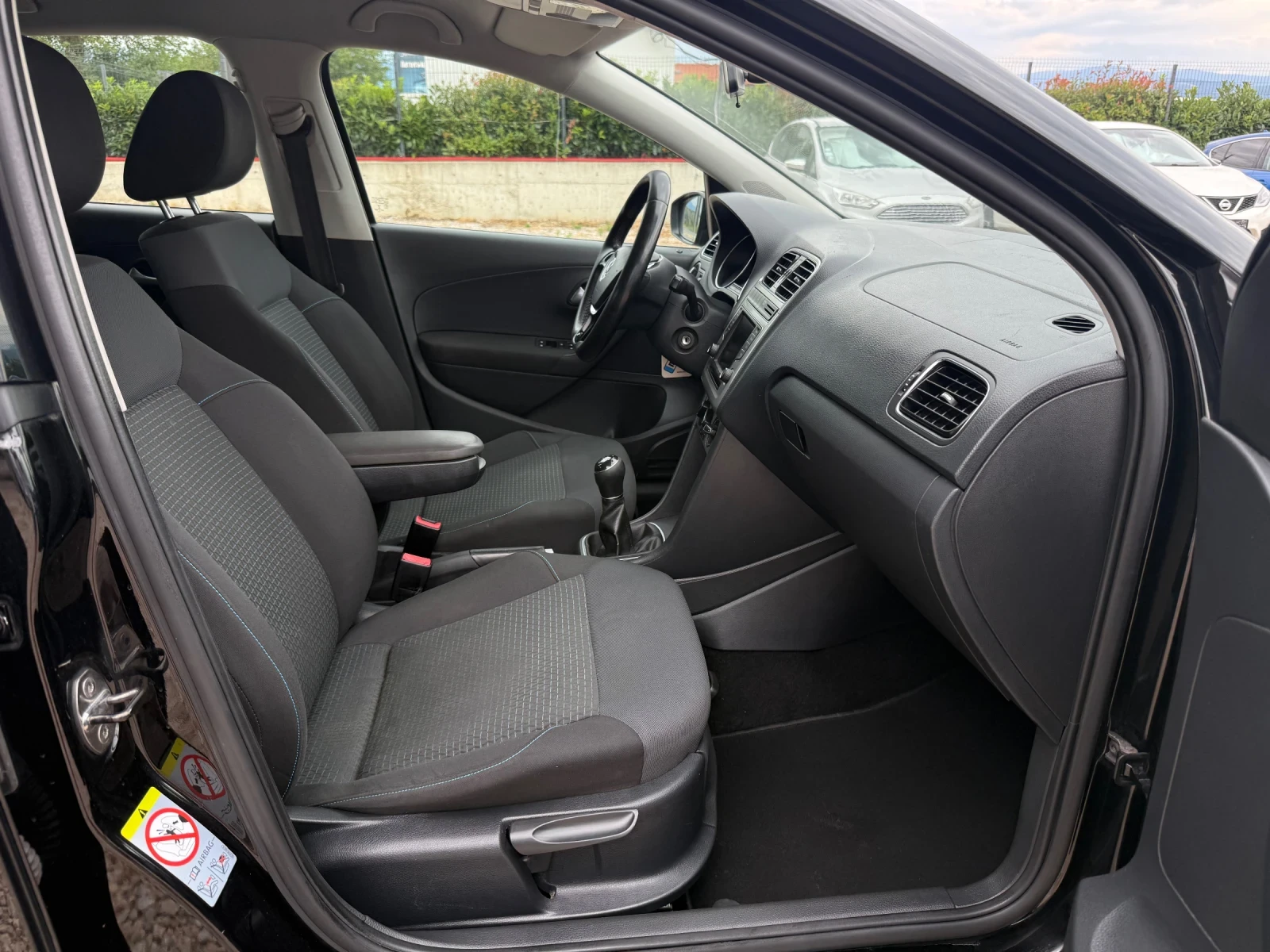 VW Polo 1.4d/Nav/BlueMotion/Euro6, снимка 11 - Автомобили и джипове - 55310276