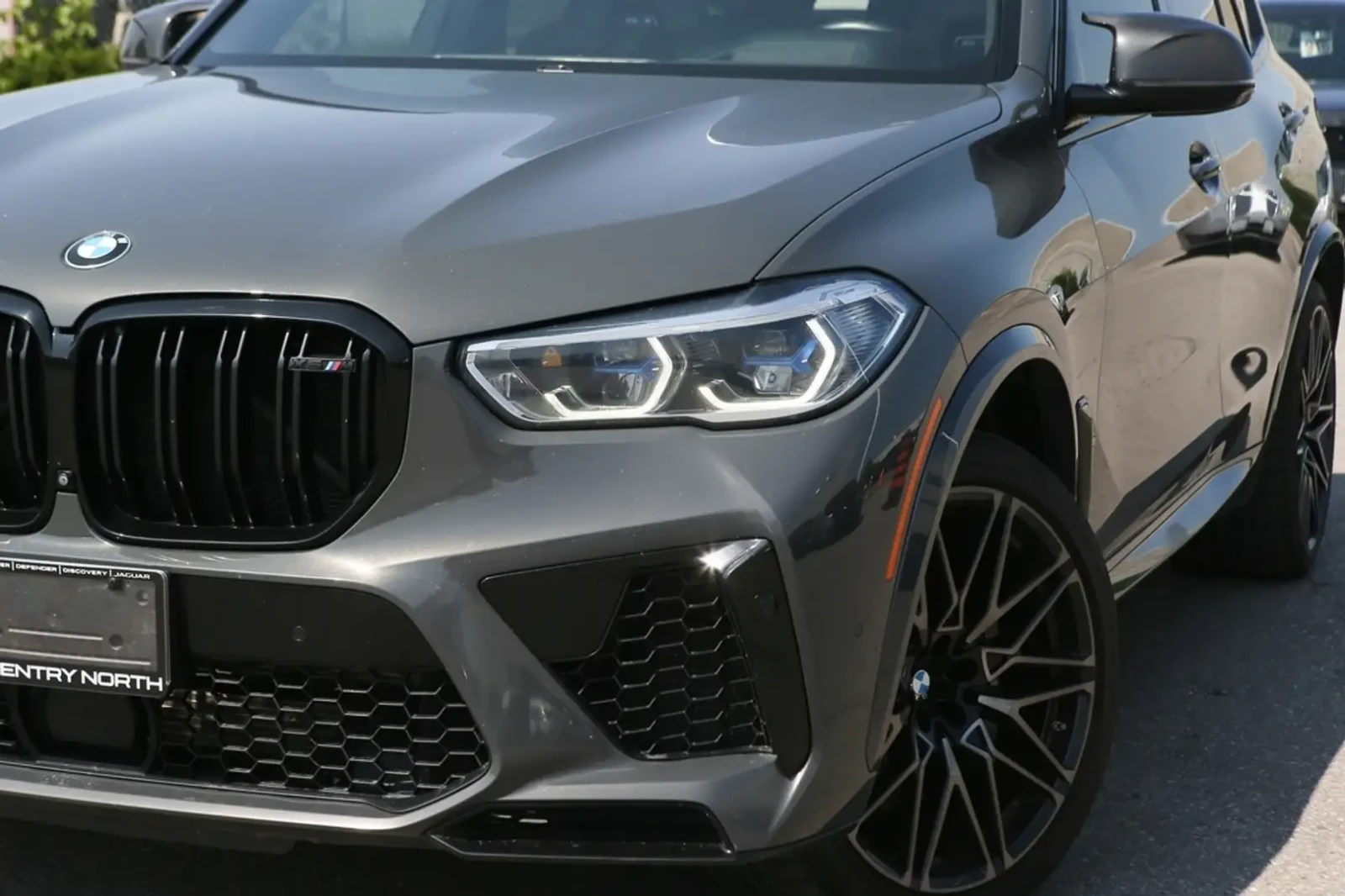 BMW X5M COMPETITION 617 HP TWIN-TURBO V8 EXECUTIVE LUXUR, снимка 7 - Автомобили и джипове - 55655052