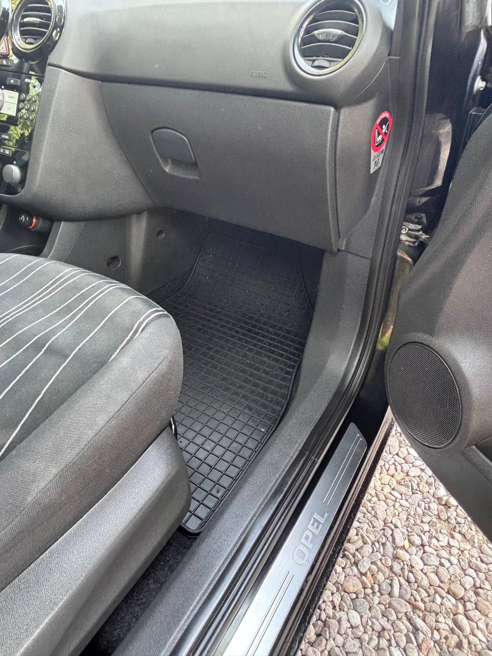 Opel Corsa, снимка 10 - Автомобили и джипове - 55858966