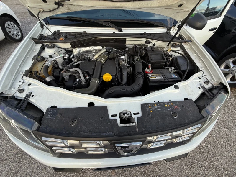 Dacia Duster 1.5DCI EURO 6B, снимка 11 - Автомобили и джипове - 51693870