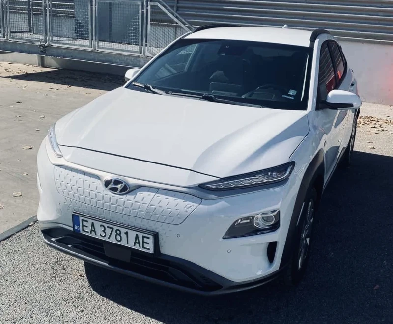 Hyundai Kona 64 kWh Premium / Термопомпа, снимка 2 - Автомобили и джипове - 52264249