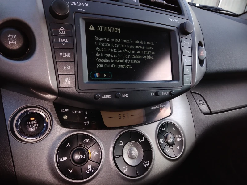 Toyota Rav4, снимка 3 - Автомобили и джипове - 52276590