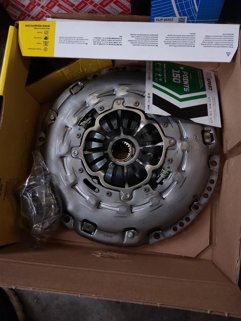 Toyota Rav4, снимка 12 - Автомобили и джипове - 52276590