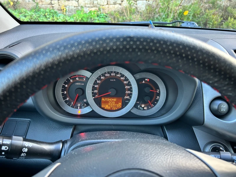 Toyota Rav4, снимка 14 - Автомобили и джипове - 52276590