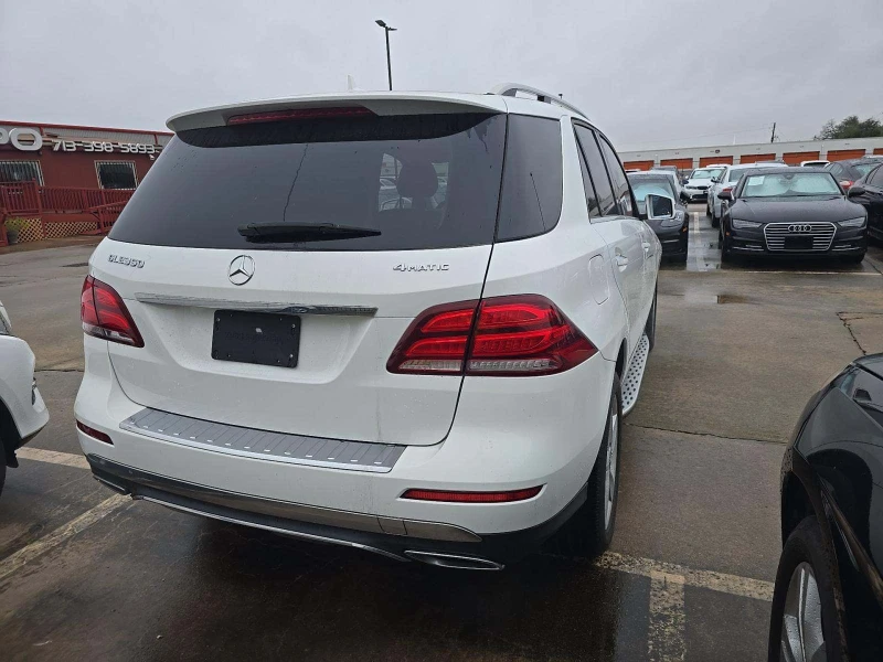 Mercedes-Benz GLE 350 GLE 350 4MATIC, снимка 3 - Автомобили и джипове - 53202089