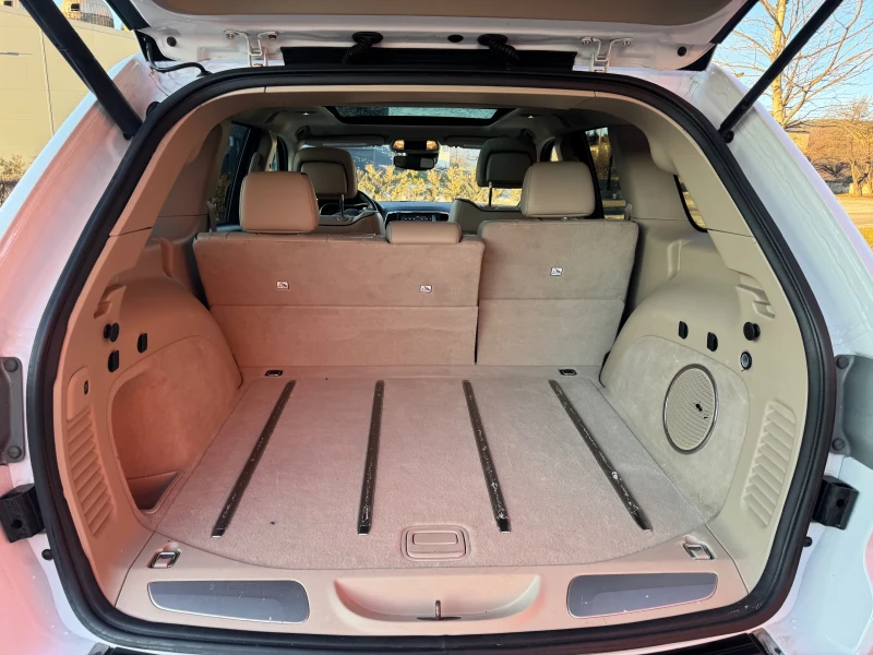 Jeep Grand cherokee 5.7 Hemi, снимка 8 - Автомобили и джипове - 53348111