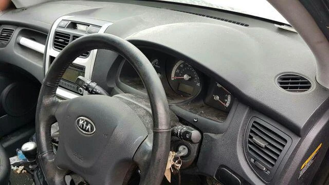 Kia Sportage 2,0CRDI, снимка 7 - Автомобили и джипове - 42072394