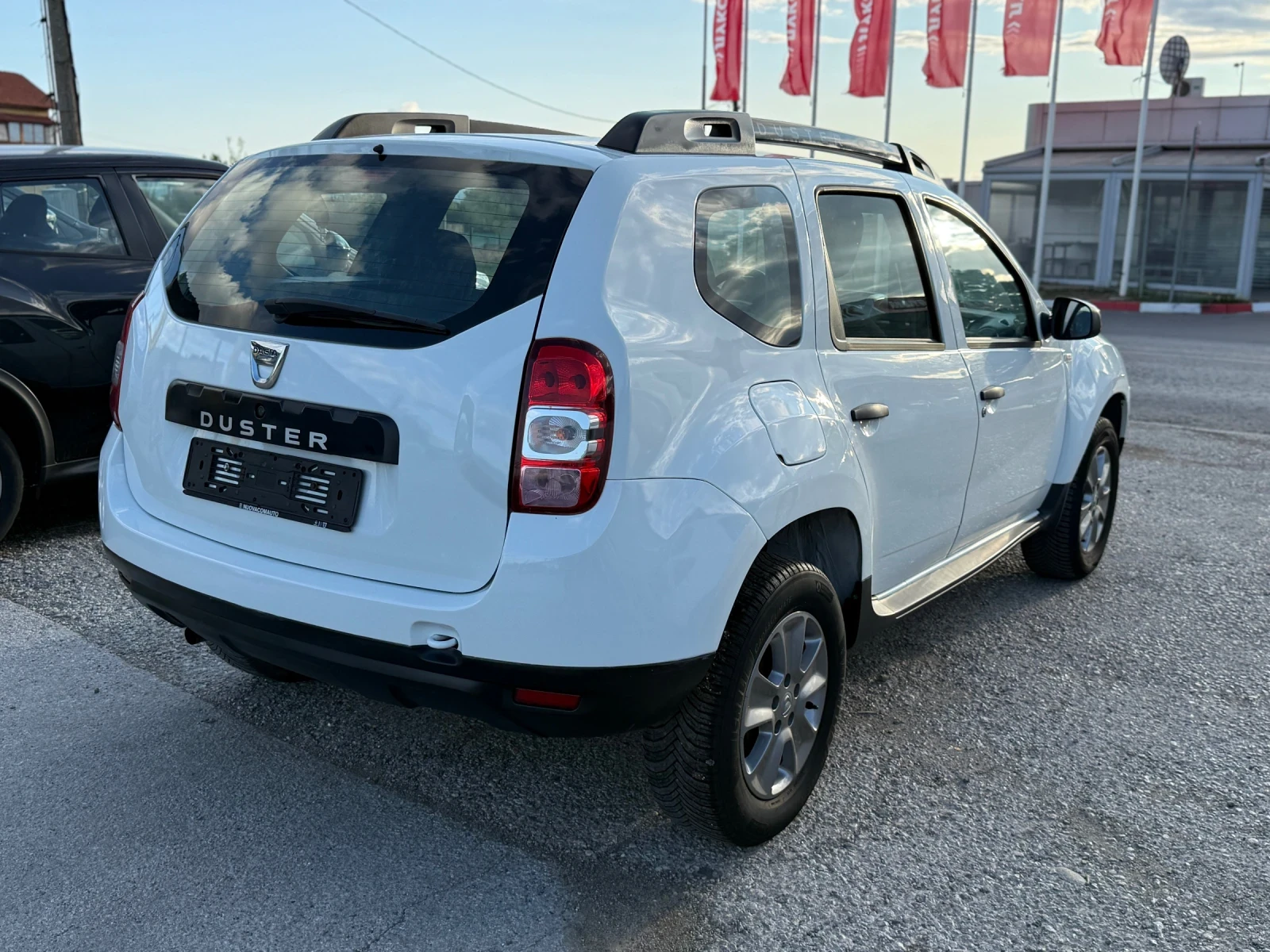 Dacia Duster 1.5DCI EURO 6B - изображение 4