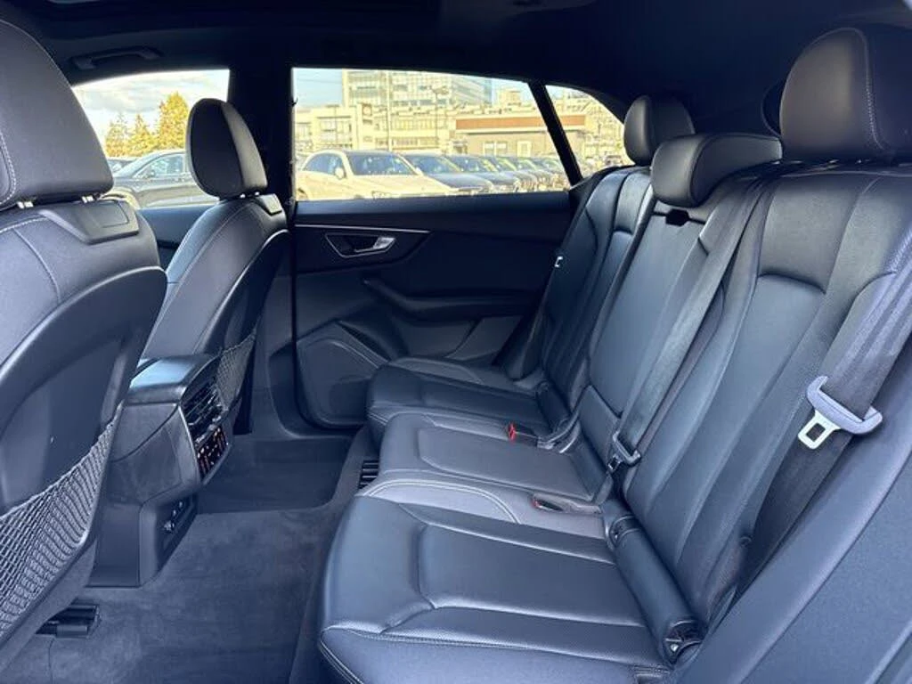 Audi Q8 *  *    *   *  | Mobile.bg   15