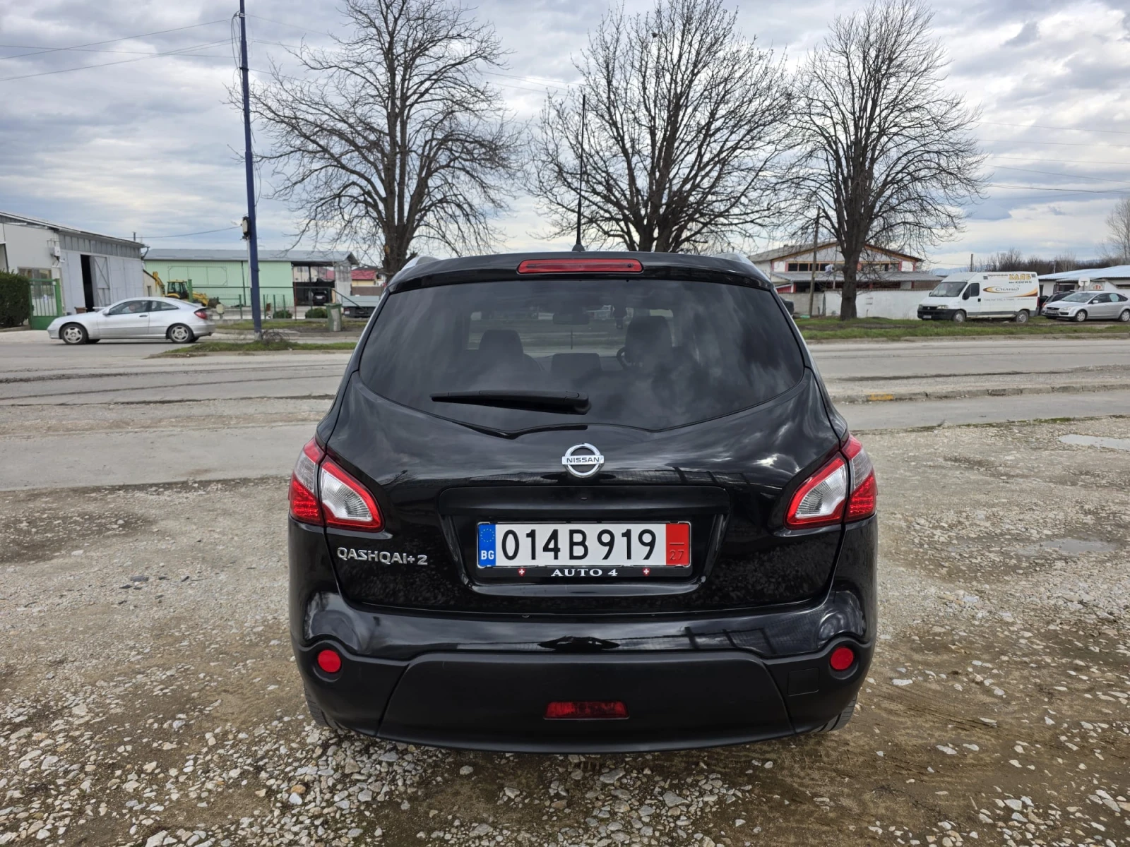 Nissan Qashqai 2.0i* 141к.с.* 4x4* 7 места* SWISS* FULL*  - изображение 6