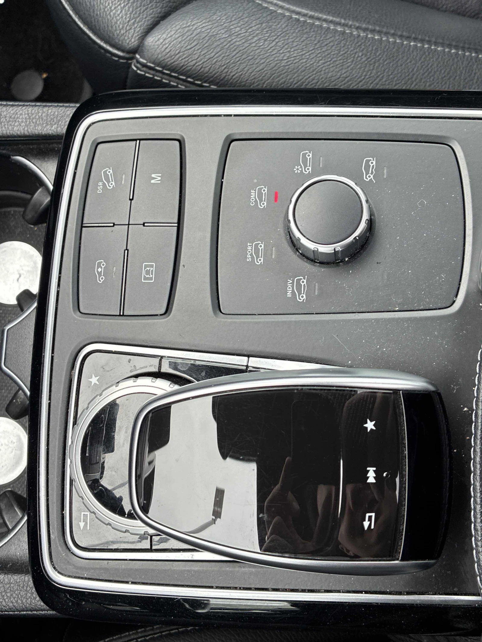 Mercedes-Benz GLE 400 4MATIC* HARMAN/KARDON* * 360КАМЕРИ* , снимка 8 - Автомобили и джипове - 53810881