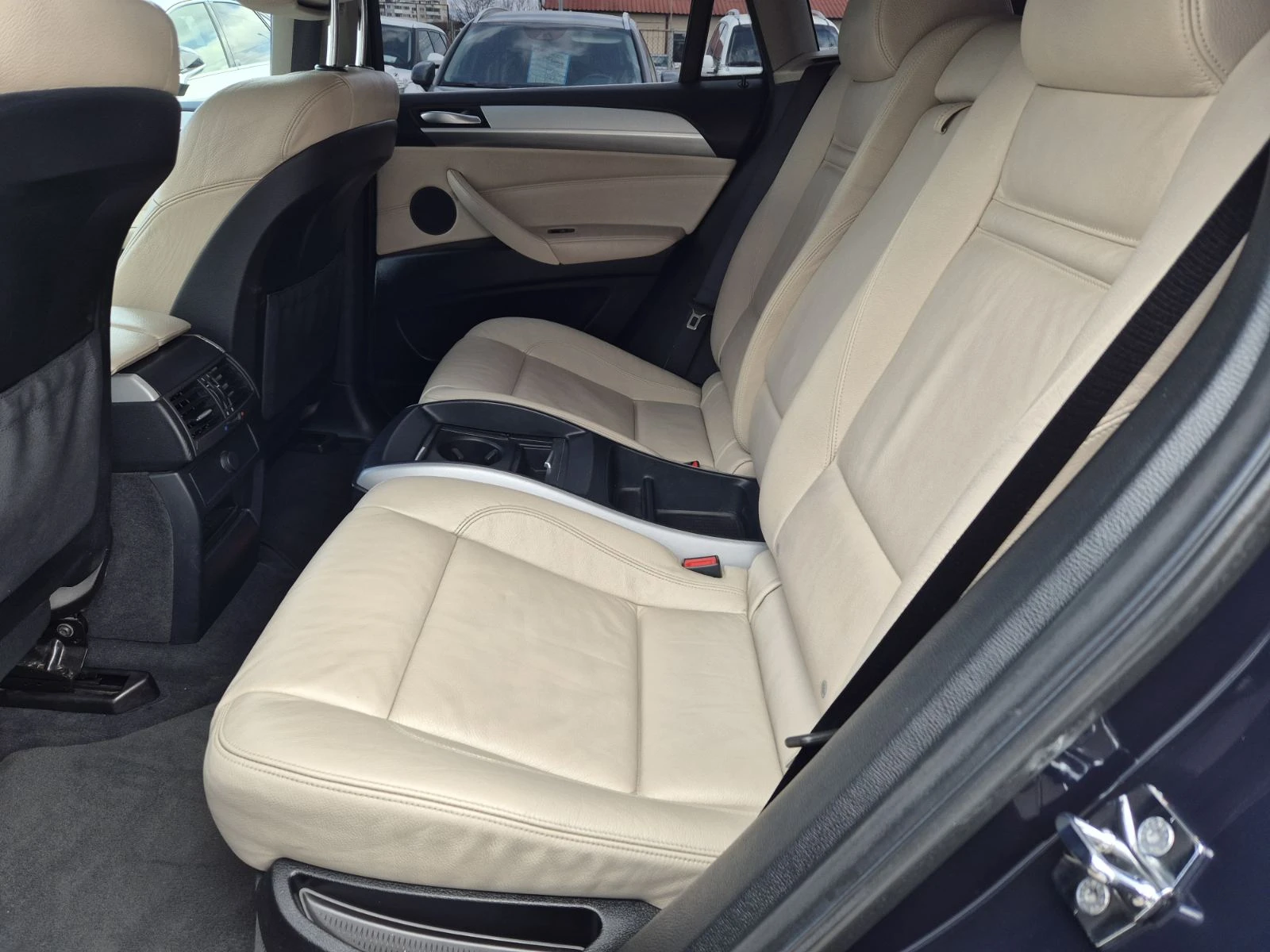 BMW X6 3.0SD-286кс-FUTURA, снимка 13 - Автомобили и джипове - 53987297