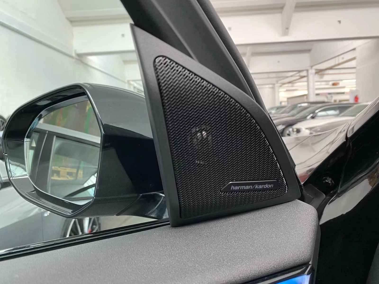 BMW X3 20d / xDrive / M-SPORT / HARMAN KARDON / 360 / HUD, снимка 6 - Автомобили и джипове - 54749395