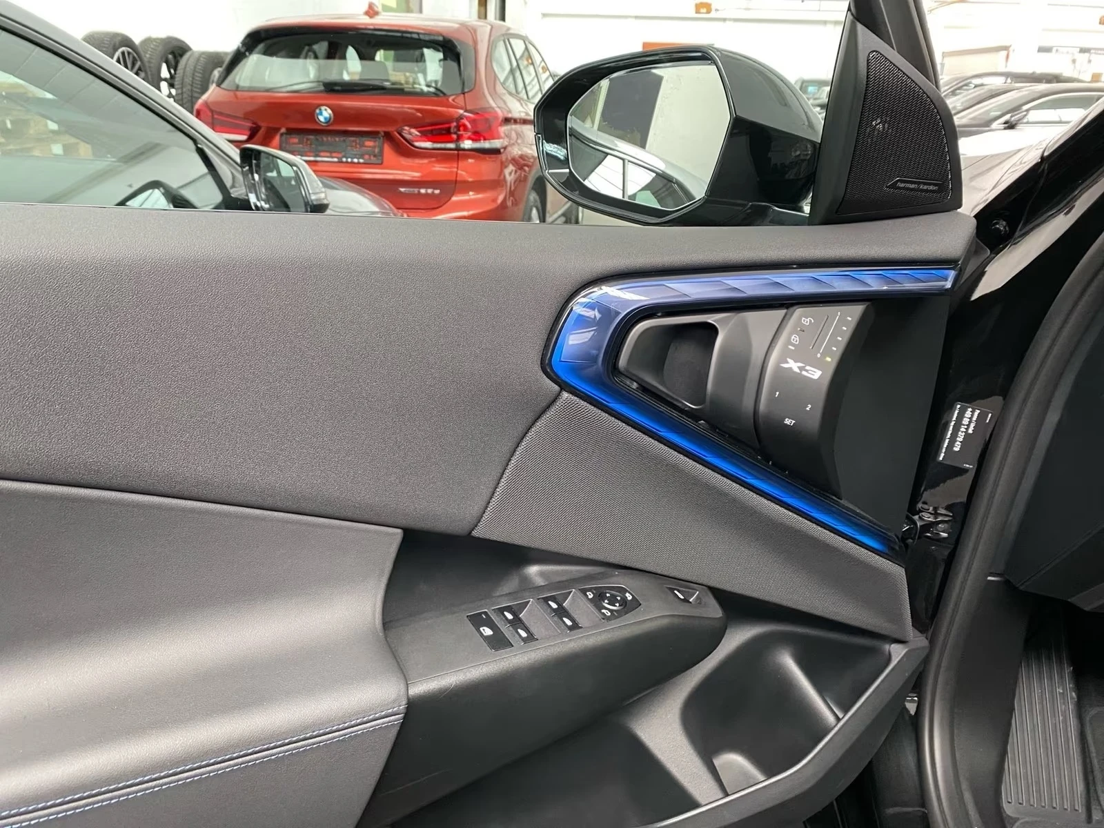BMW X3 20d / xDrive / M-SPORT / HARMAN KARDON / 360 / HUD, снимка 5 - Автомобили и джипове - 54749395
