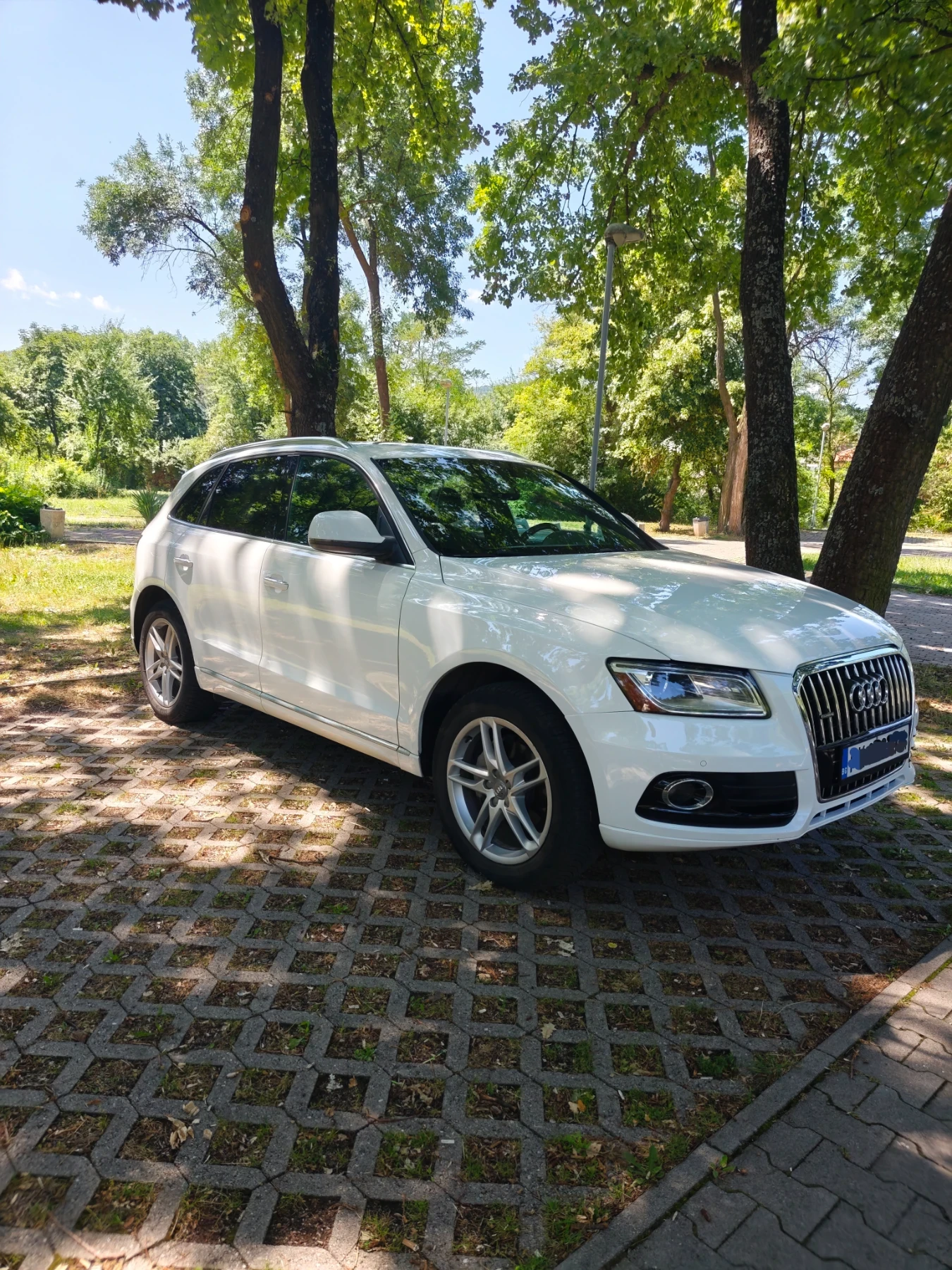 Audi Q5, снимка 2 - Автомобили и джипове - 55377259