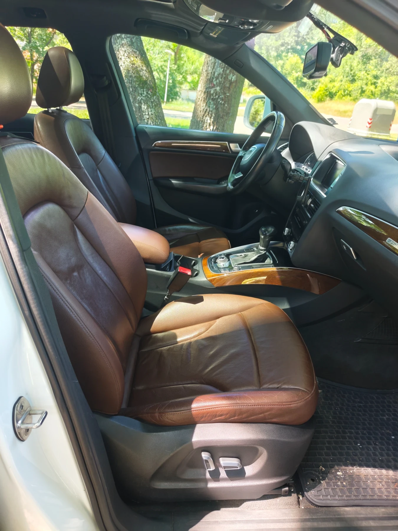 Audi Q5, снимка 7 - Автомобили и джипове - 55377259