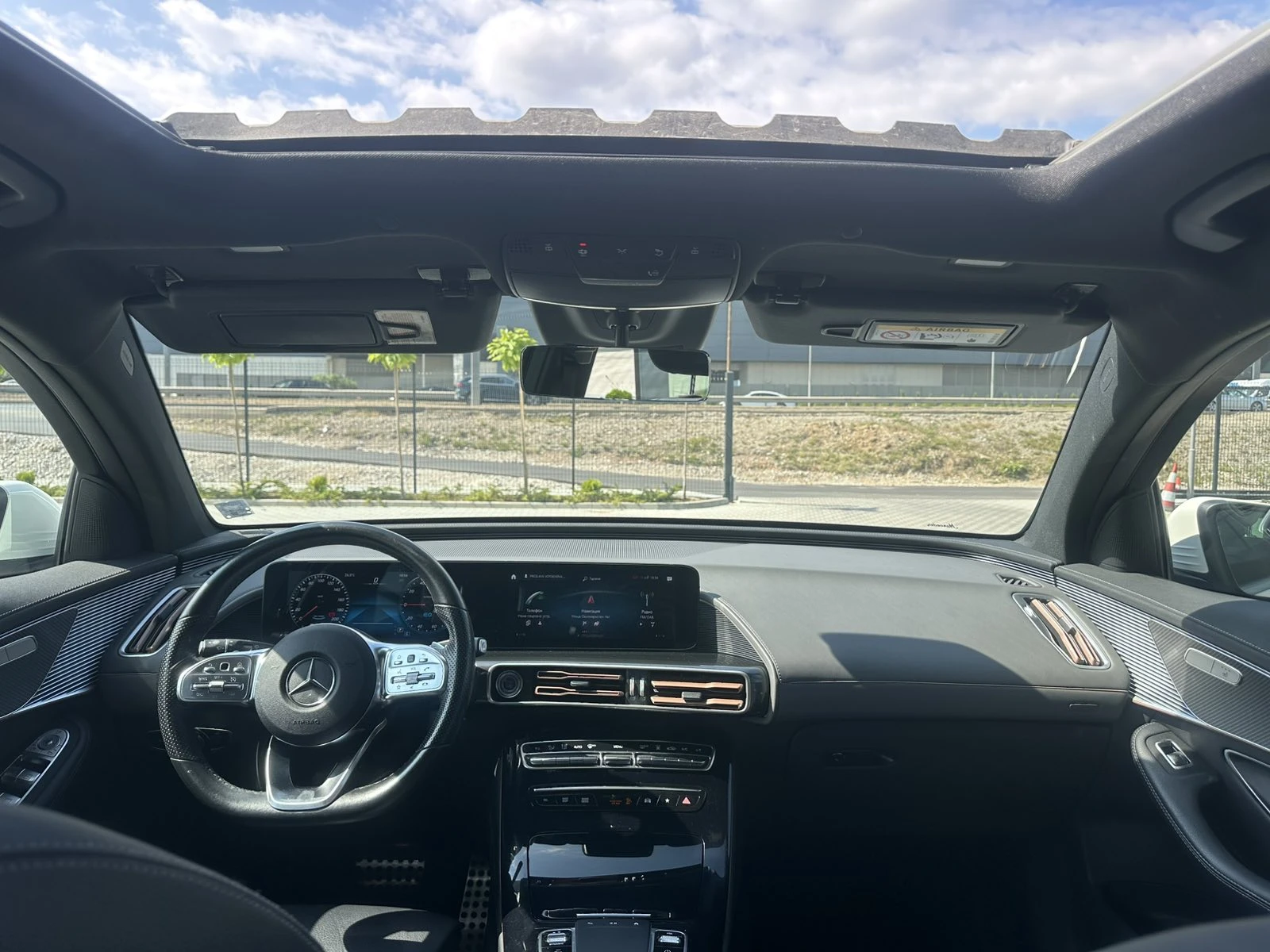 Mercedes-Benz EQC 400 4Matic AMG Line = MGT Select 2 = , снимка 10 - Автомобили и джипове - 55735320