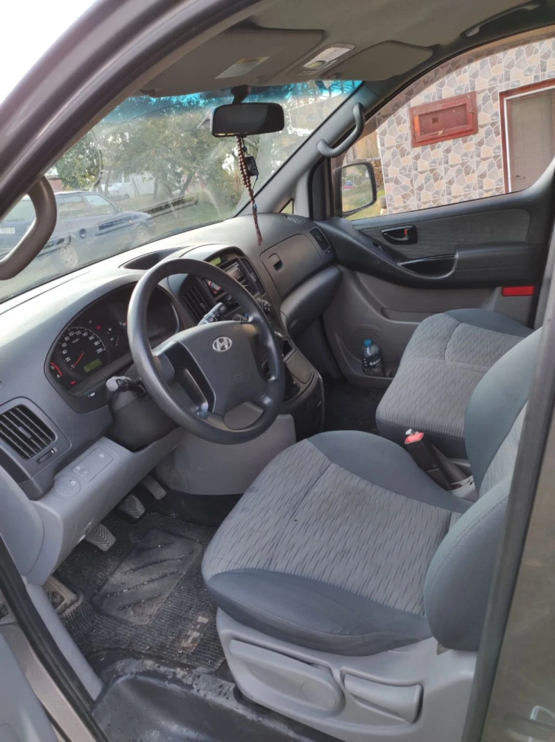 Hyundai H1, снимка 8 - Бусове и автобуси - 47870202