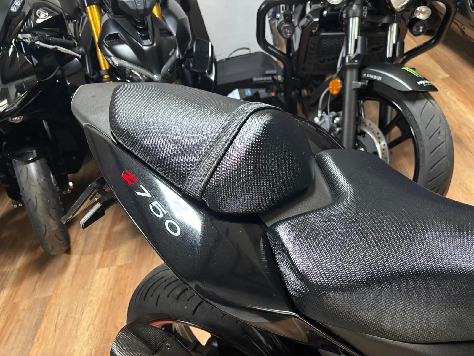 Kawasaki Z 750 A5-35kw ABS!!!! Akrapovic | Mobile.bg � ����������� 8