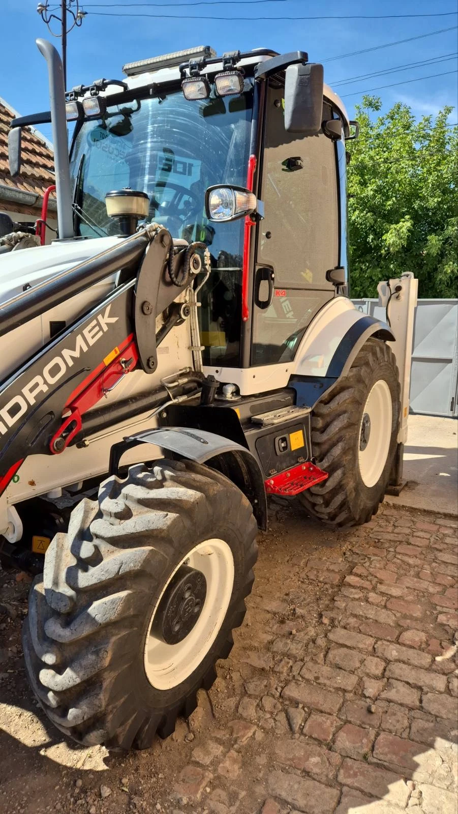 Багер Hidromek 102B