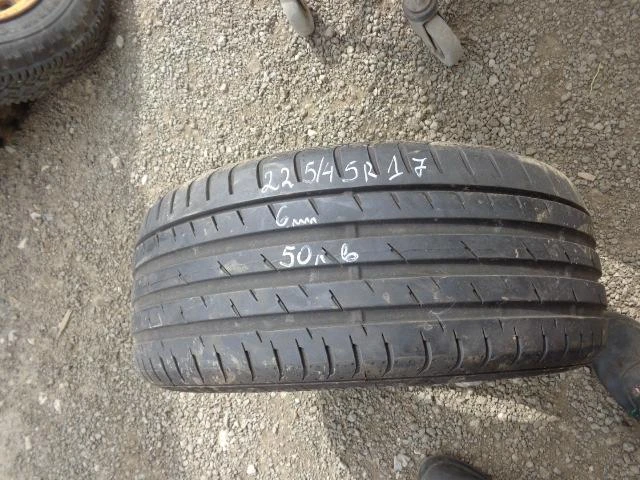 Гуми Летни 225/45R17, снимка 3 - Гуми и джанти - 21455676