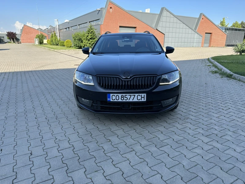 Skoda Octavia 2.0TDI  Печка Дистроник, снимка 2 - Автомобили и джипове - 47396269