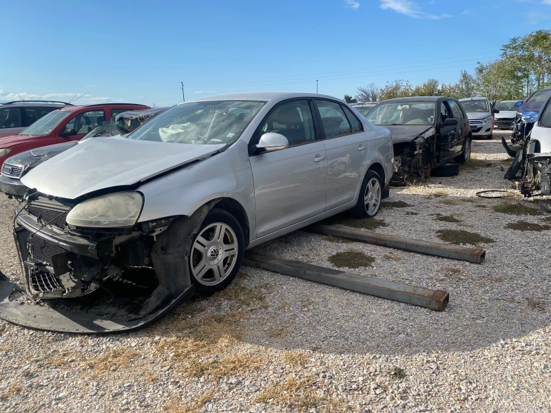 VW Jetta 1.9 - 105кс, снимка 1 - Автомобили и джипове - 47874325