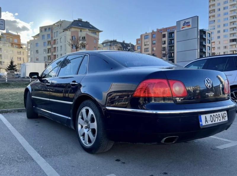 VW Phaeton 4.2 УНИКАТ ОБСЛУЖЕН, снимка 3 - Автомобили и джипове - 48682304