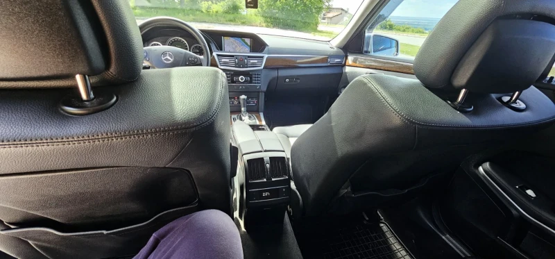 Mercedes-Benz E 220 E220, снимка 6 - Автомобили и джипове - 52080669