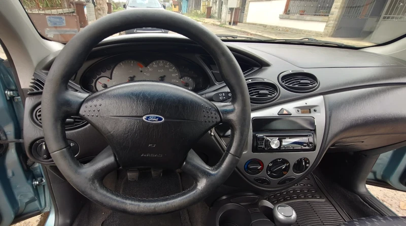 Ford Focus  Комби, снимка 11 - Автомобили и джипове - 52430496