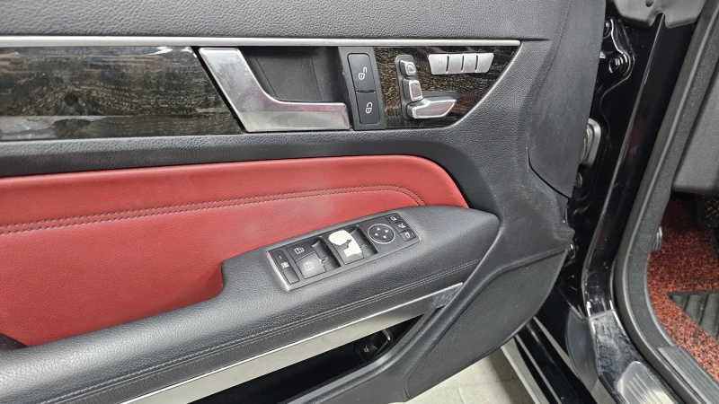 Mercedes-Benz E 200, снимка 13 - Автомобили и джипове - 52571903