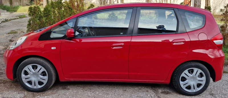 Honda Jazz Фейслифт, снимка 3 - Автомобили и джипове - 52725651