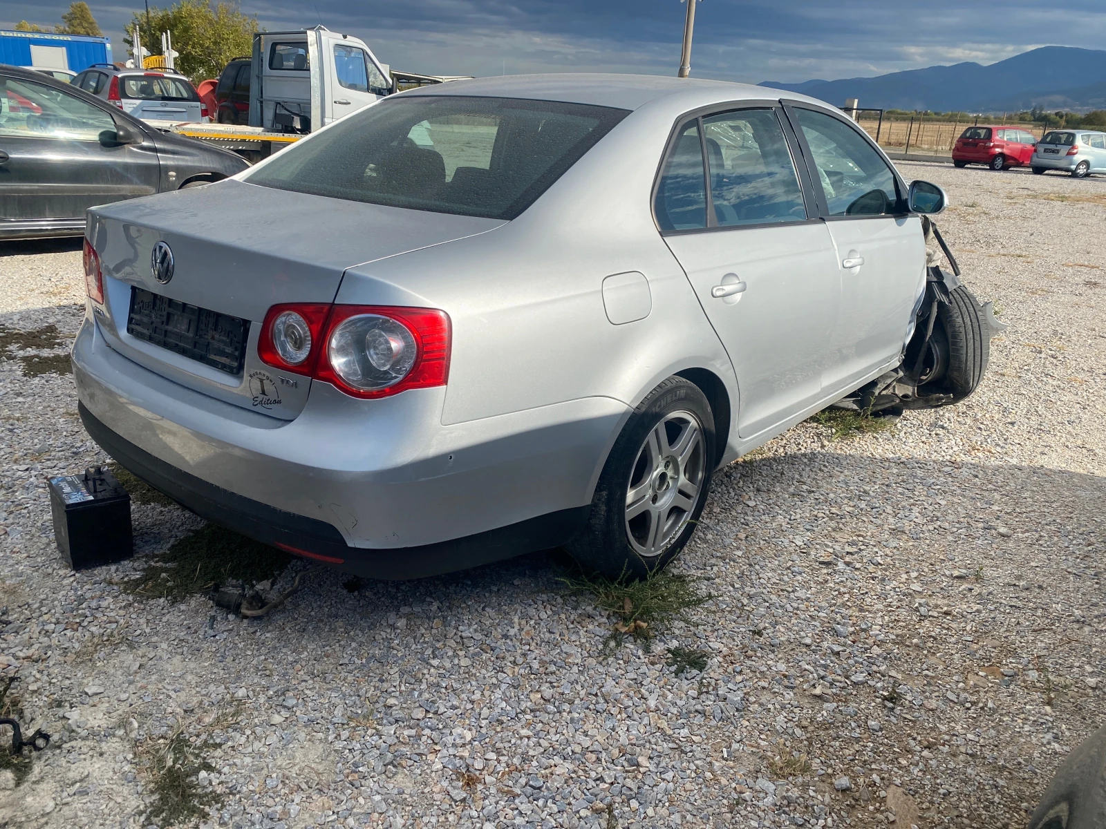 VW Jetta 1.9 - 105 | Mobile.bg   3