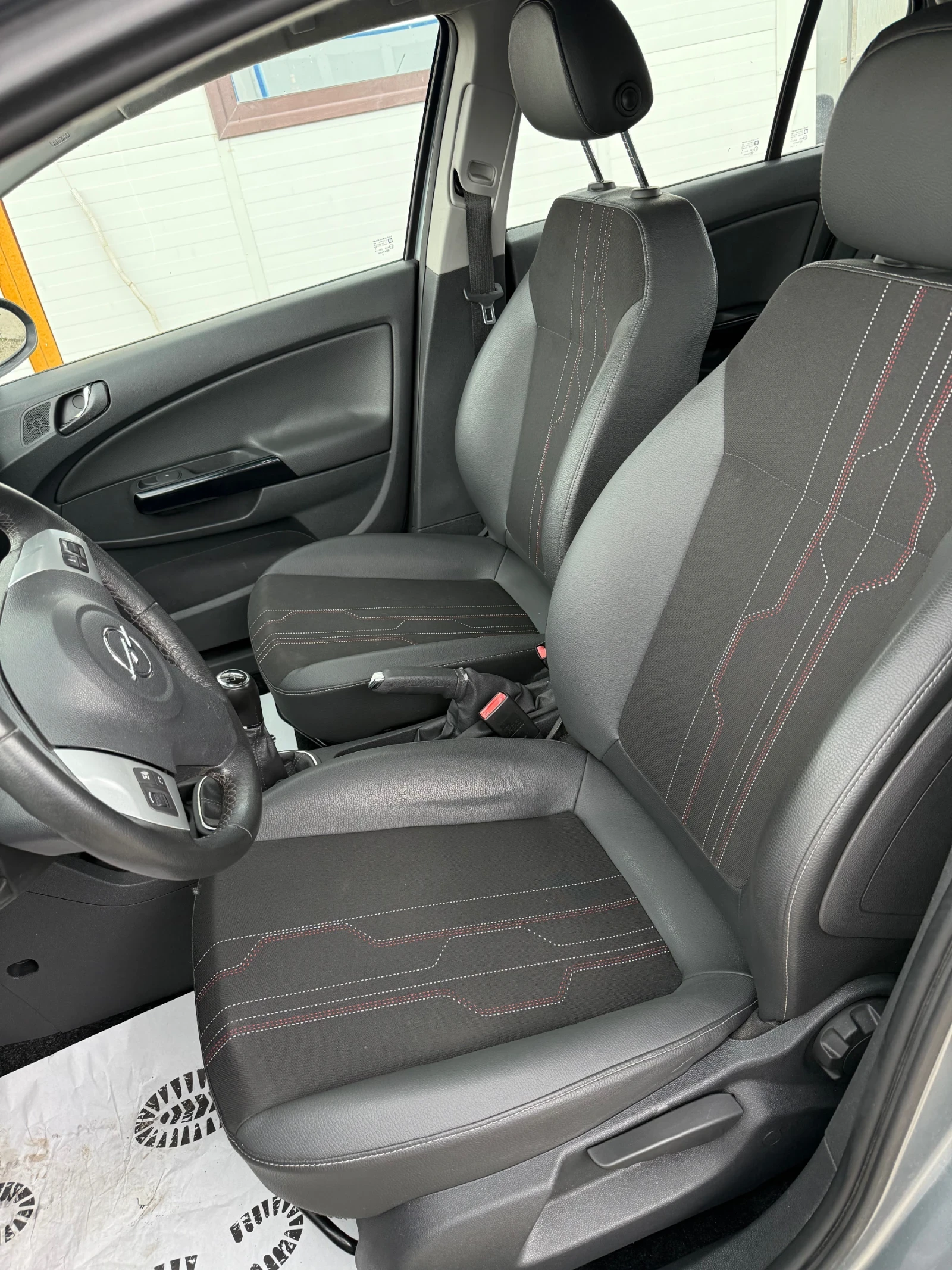 Opel Corsa 1.2i* LPG* ЛИЗИНГ - изображение 9